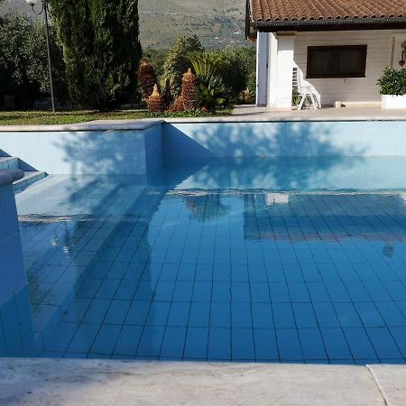 Villetta Blue Garden Sonnino Exterior foto