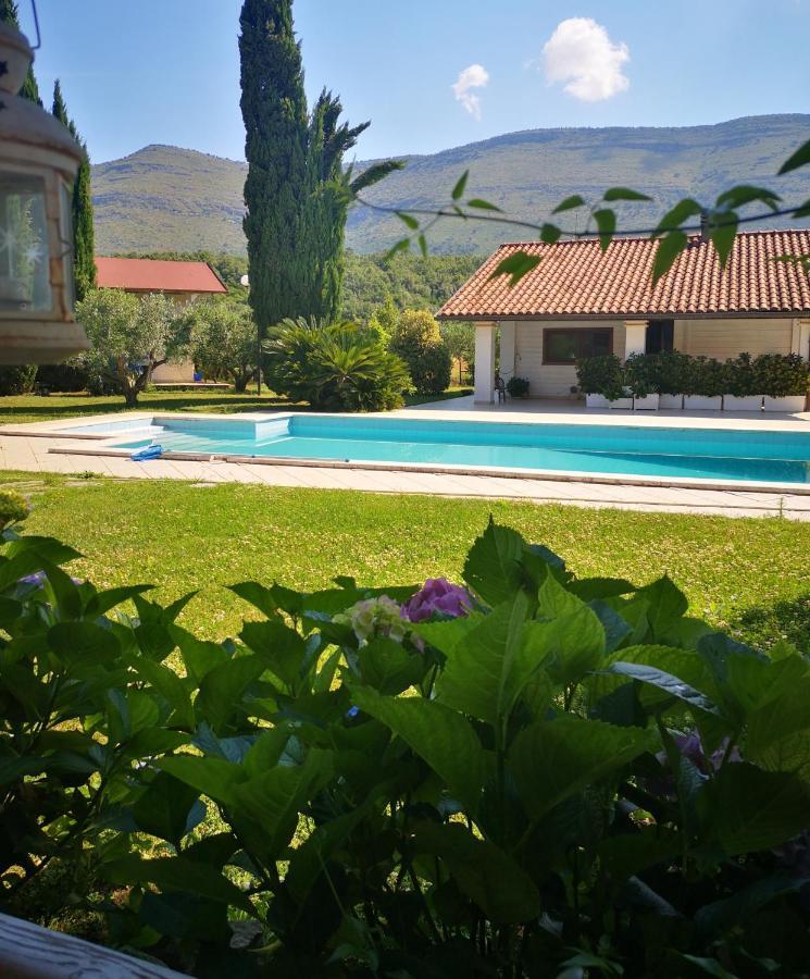 Villetta Blue Garden Sonnino Exterior foto