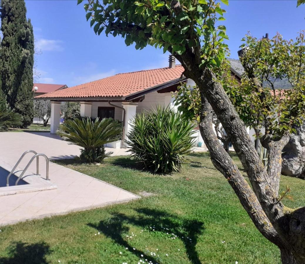 Villetta Blue Garden Sonnino Exterior foto